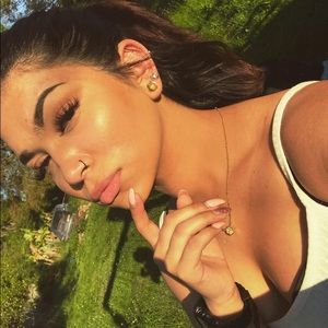 Meet your Posher, Leticia